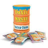 Toxic Waste Drums Nuclear Fusion 1.48 Oz  12ct - candynow.ca