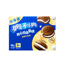 Oreo Cloud Cake Vanilla Milk 8-pack Box 176g 12ct (China)