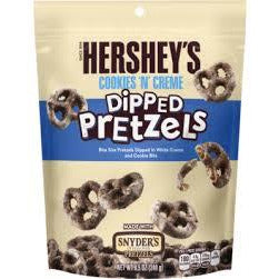 Hershey's Cookies N Creme Dipped Pretzels Pouch 8.5oz 6ct - candynow.ca